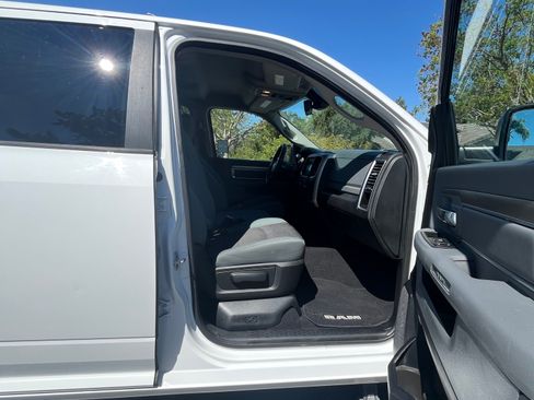 Used 2015 RAM 2500 Big Horn image 2