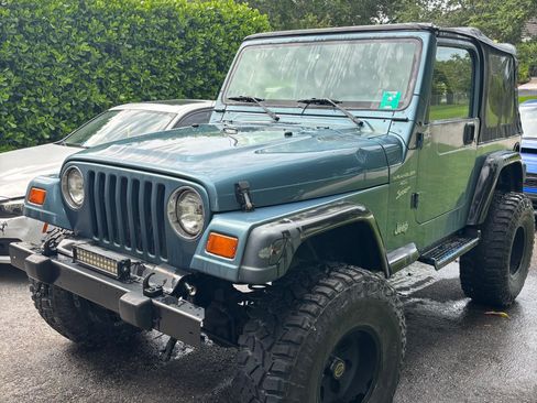 Used 1999 Jeep Wrangler Sport image 11