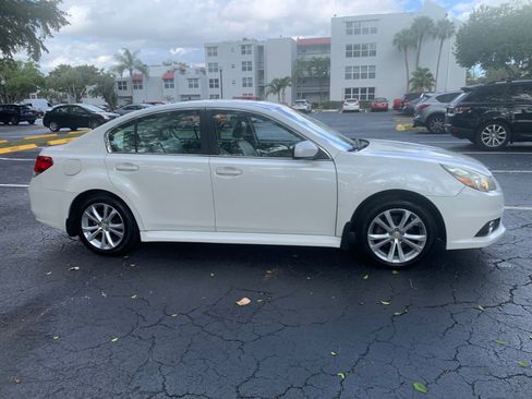Used 2014 Subaru Legacy 2.5i Limited image 4