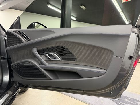 Used 2022 Audi R8 V10 performance w/ R8 Performance Design Package AWD/4WD image 10