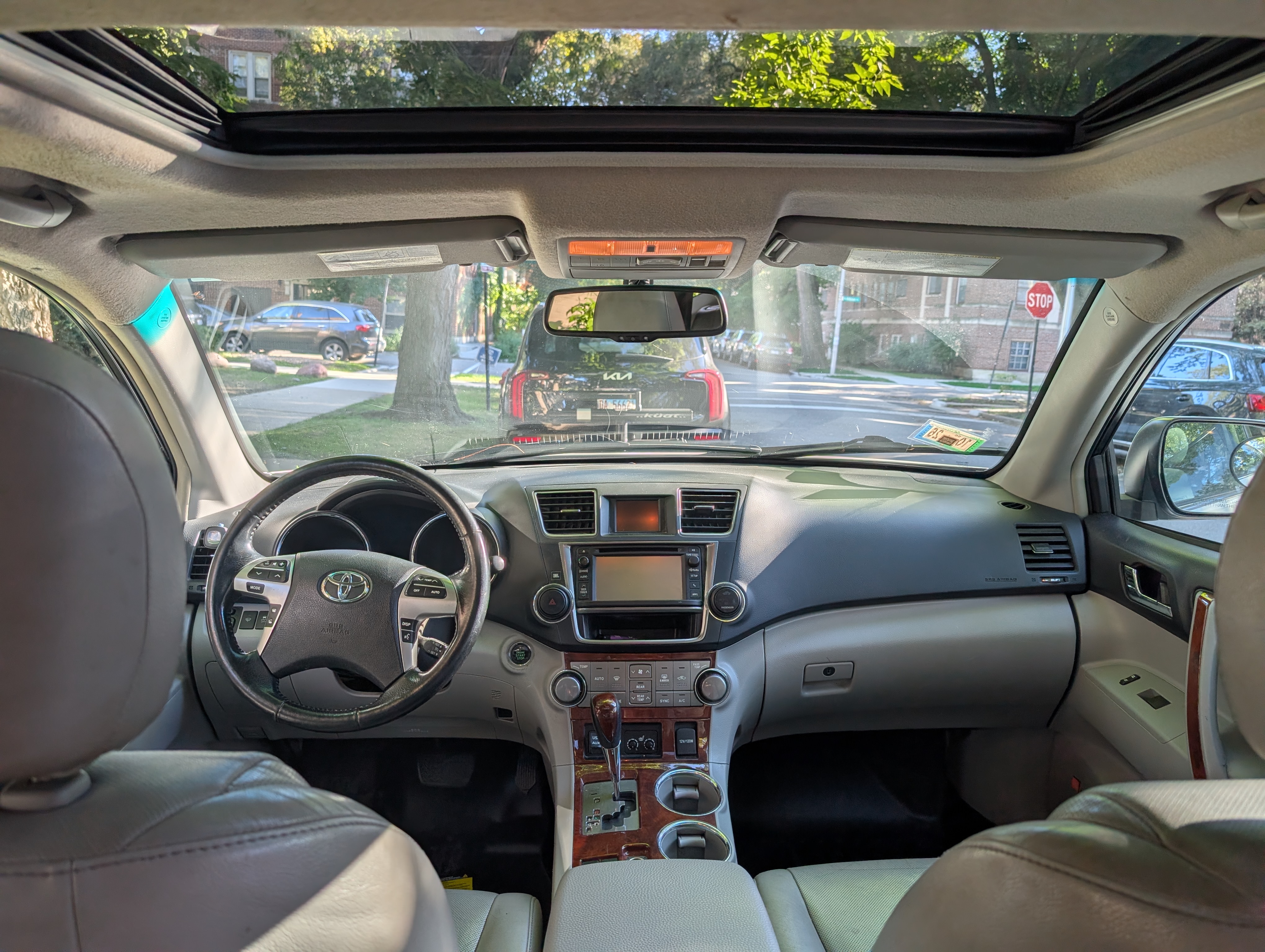 Used 2013 Toyota Highlander Limited AWD/4WD image 13