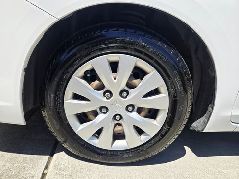 Used 2012 Honda Civic LX image 19