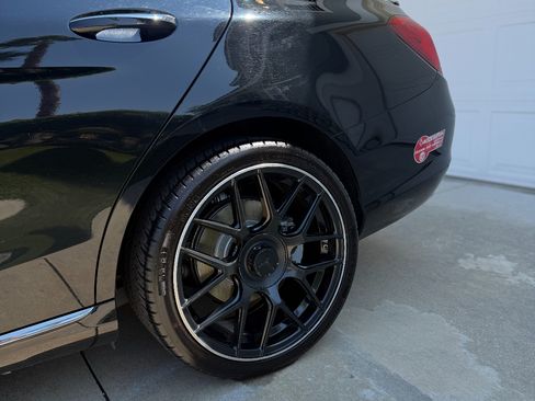 Used 2018 Mercedes-Benz C 350e Sedan image 9