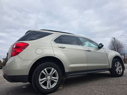 Used 2015 Chevrolet Equinox LT w/ Driver Convenience Package image 9