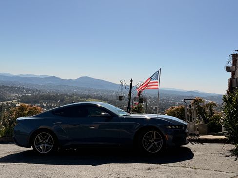 Used 2024 Ford Mustang Premium image 19