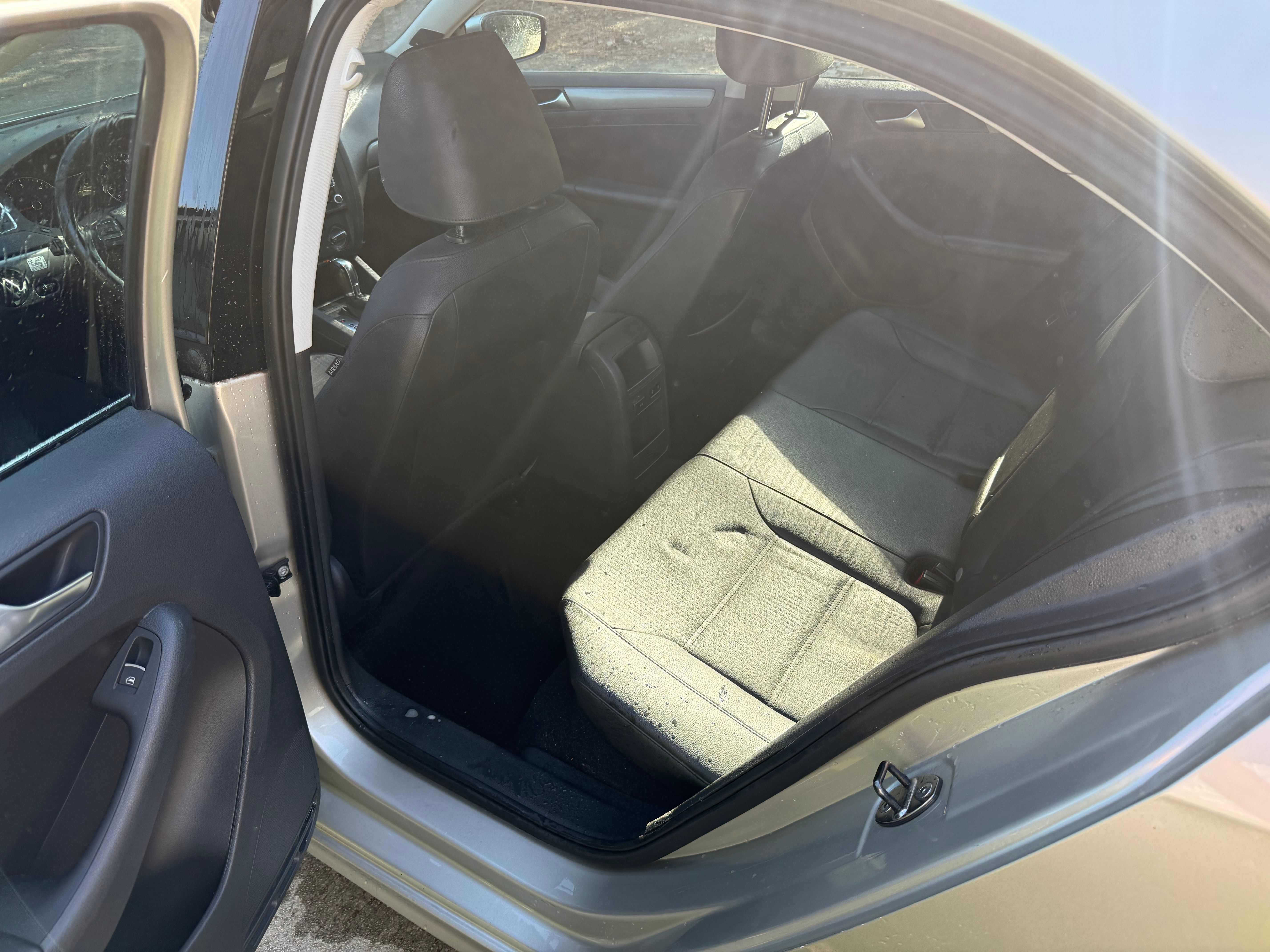 Used 2013 Volkswagen Jetta TDI FWD image 5