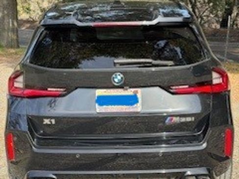 Used 2025 BMW X1 M35i w/ Premium Package image 6