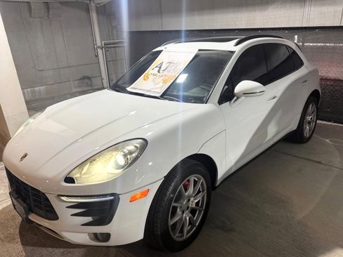 Used 2018 Porsche Macan S w/ Premium Package Plus AWD/4WD image 1