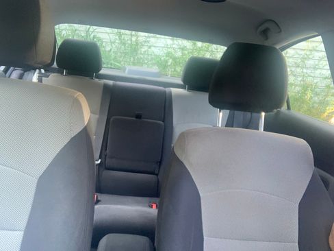 Used 2013 Chevrolet Cruze LS image 10
