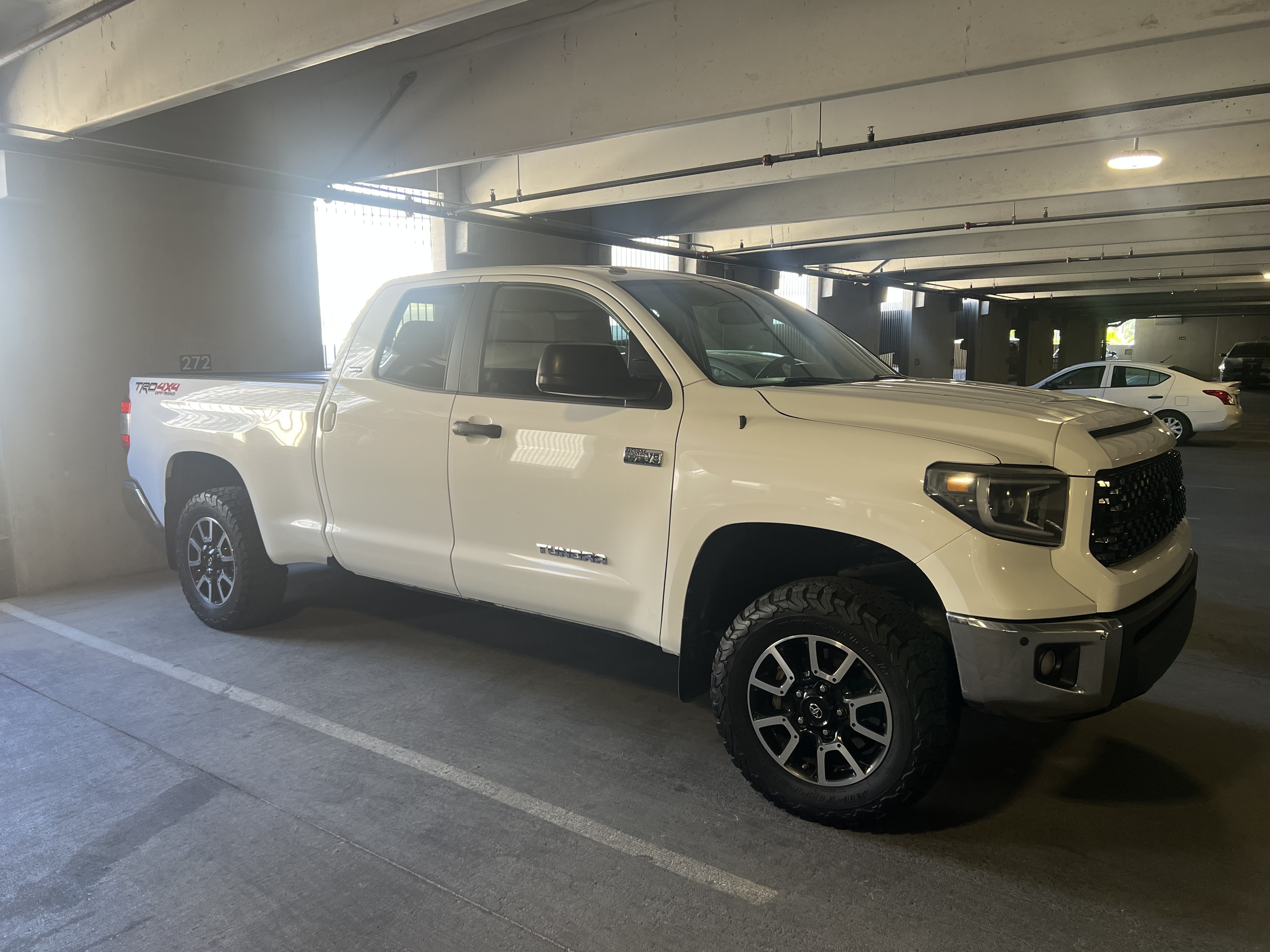 Used 2014 Toyota Tundra SR AWD/4WD image 1