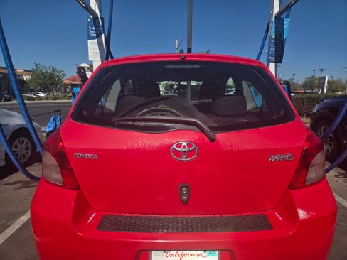 Used 2008 Toyota Yaris 2-Door Hatchback image 13