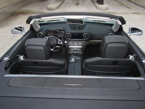 Used 2017 Mercedes-Benz SL 450 image 6