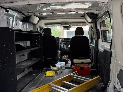 Used 2022 Ford Transit 250 Low Roof w/ Exterior Upgrade Package RWD image 10