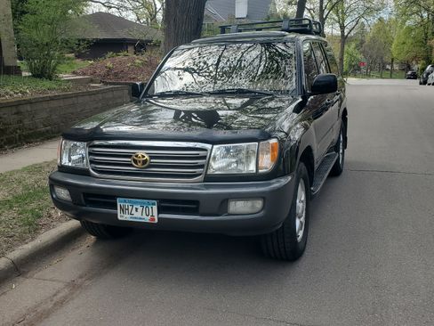 Used 2004 Toyota Land Cruiser AWD/4WD image 4