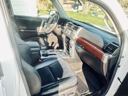 Used 2017 Toyota 4Runner Limited image 12