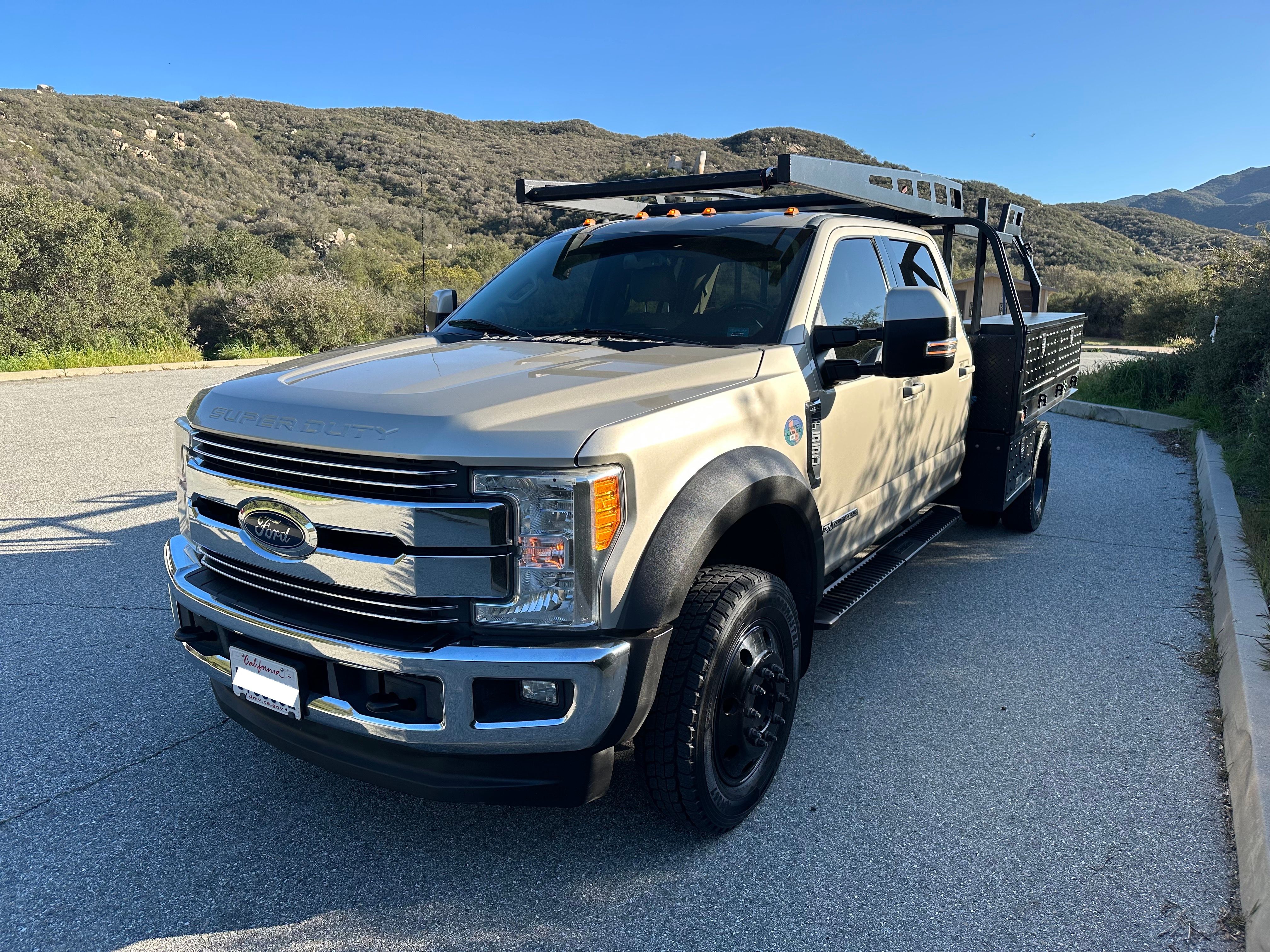 Used 2017 Ford F550 4x4 Crew Cab Super Duty image 4
