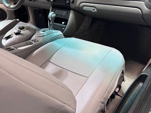 Used 2003 Porsche 911 Carrera image 11