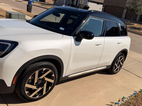 Used 2025 MINI Cooper Countryman S w/ Comfort Package Max AWD/4WD image 4