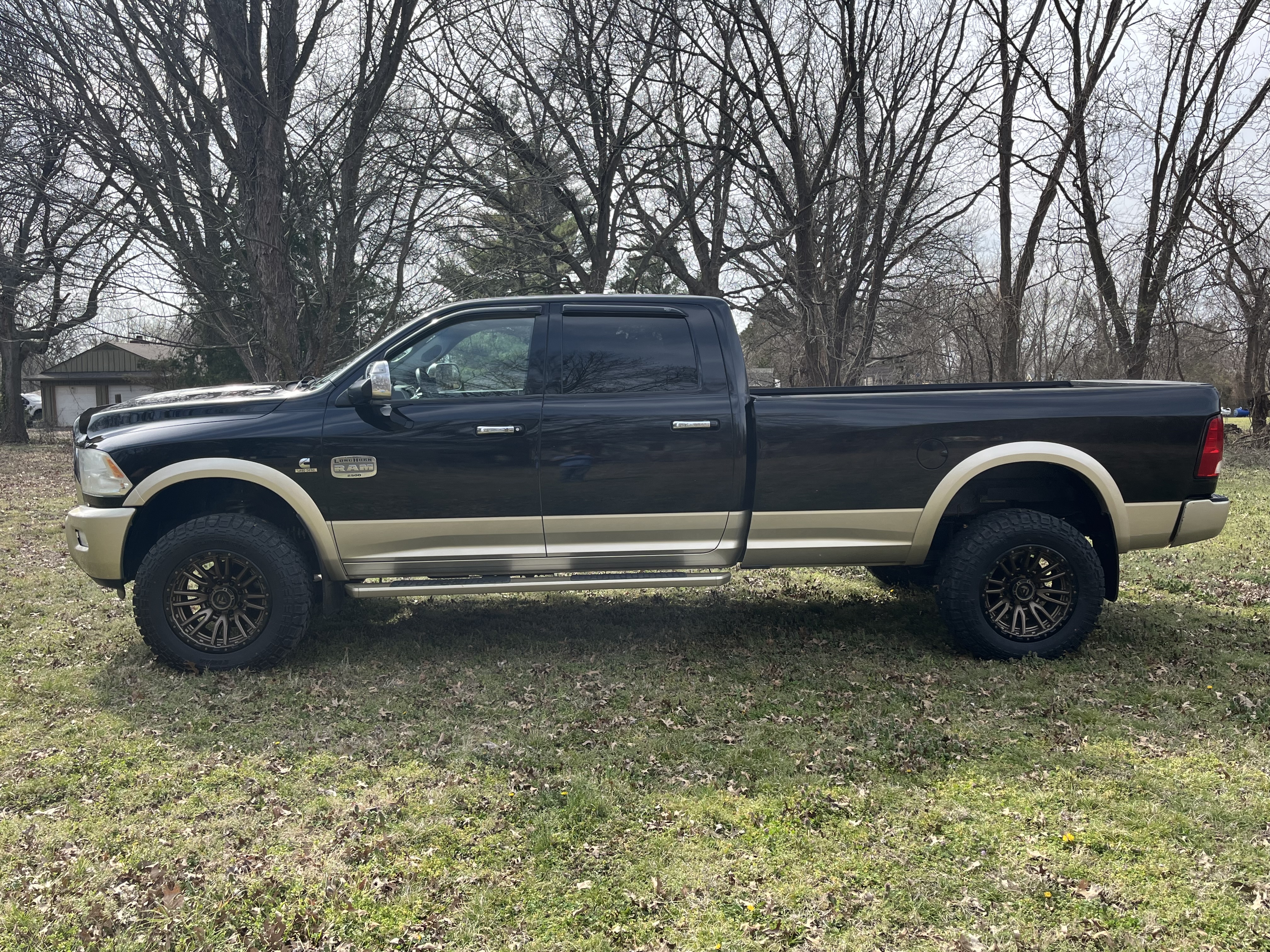 Used 2012 RAM 2500 Longhorn w/ Protection Group AWD/4WD image 11