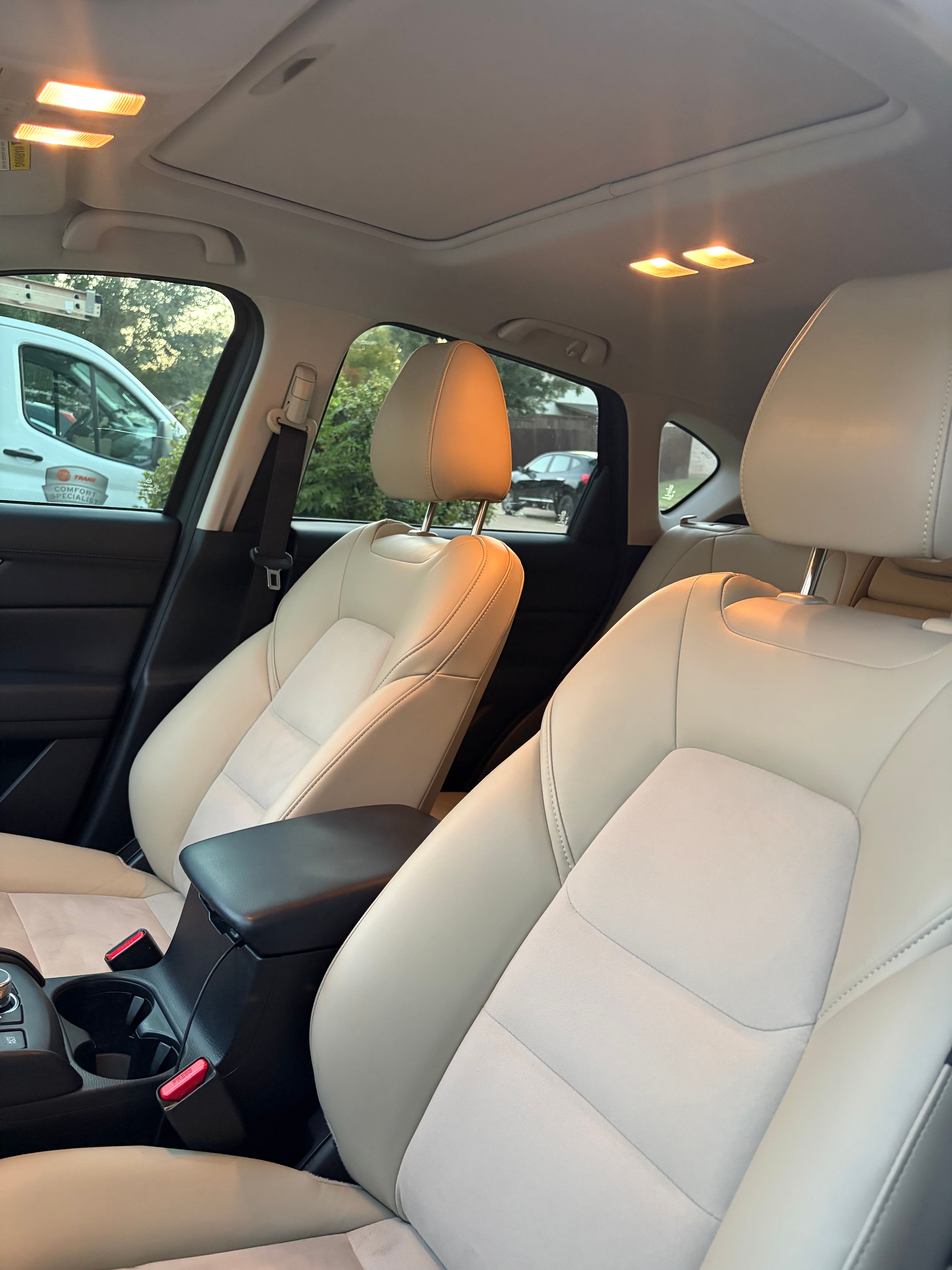 Used 2020 MAZDA CX-5 Touring FWD image 6