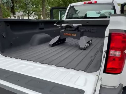Used 2018 GMC Sierra 3500 4x4 Crew Cab image 5