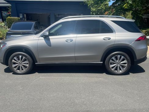 Used 2020 Mercedes-Benz GLE 350 4MATIC image 1