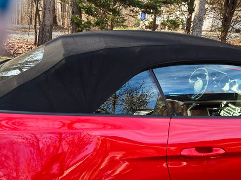 Used 2017 Ford Mustang GT Premium w/ Equipment Group 401A image 8