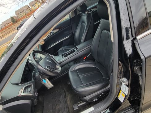 Used 2016 Lincoln MKZ AWD image 11