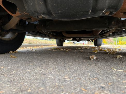 Used 2004 GMC Yukon XL SLT w/ Preferred Equipment Group image 16