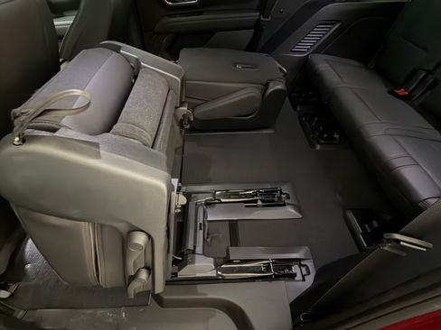 Used 2023 Chevrolet Tahoe RST w/ Sport Performance Package AWD/4WD image 19