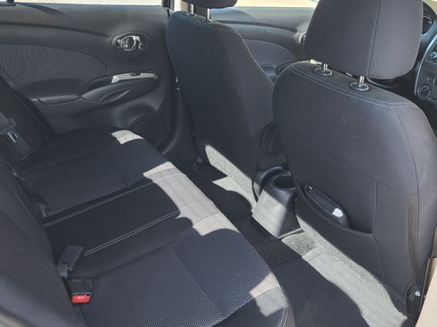 Used 2015 Nissan Versa SV image 17