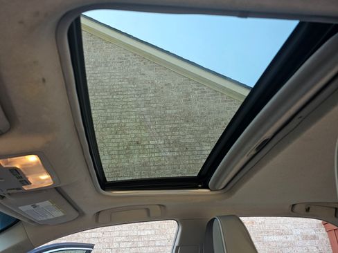 Used 2012 Toyota Camry XLE image 22