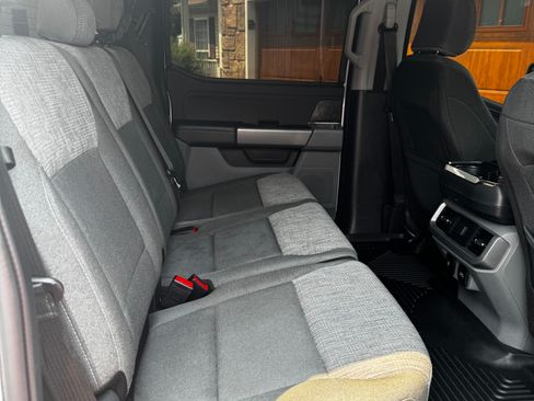Used 2022 Ford F150 XLT w/ Equipment Group 302A High AWD/4WD image 4