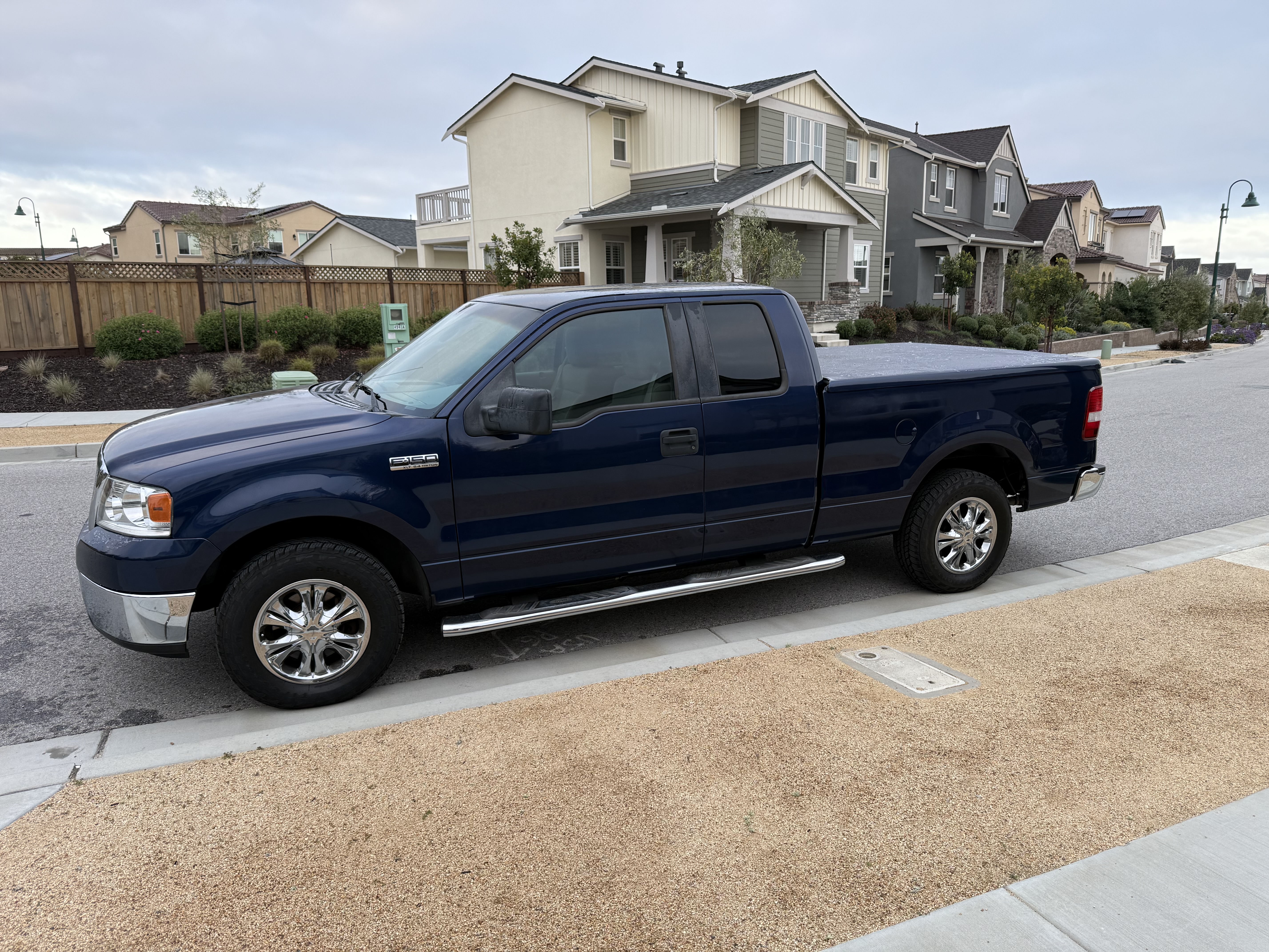 Used 2007 Ford F150 XLT RWD image 1