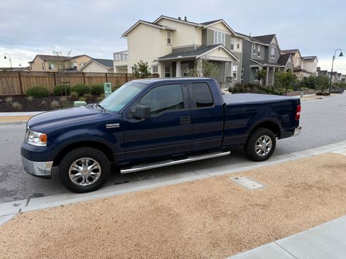 Used 2007 Ford F150 XLT RWD image 1