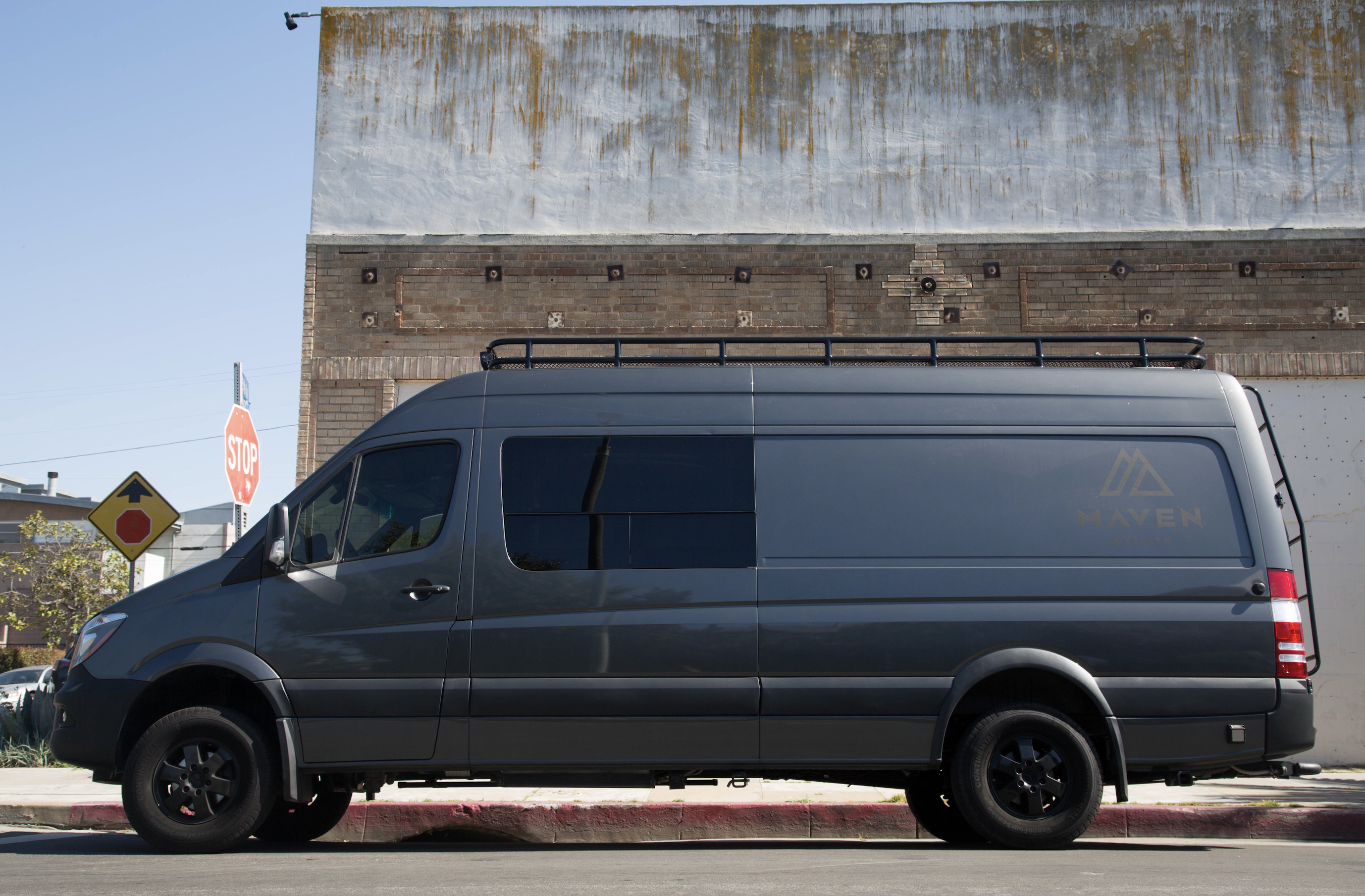 Used 2016 Mercedes-Benz Sprinter 2500 image 1