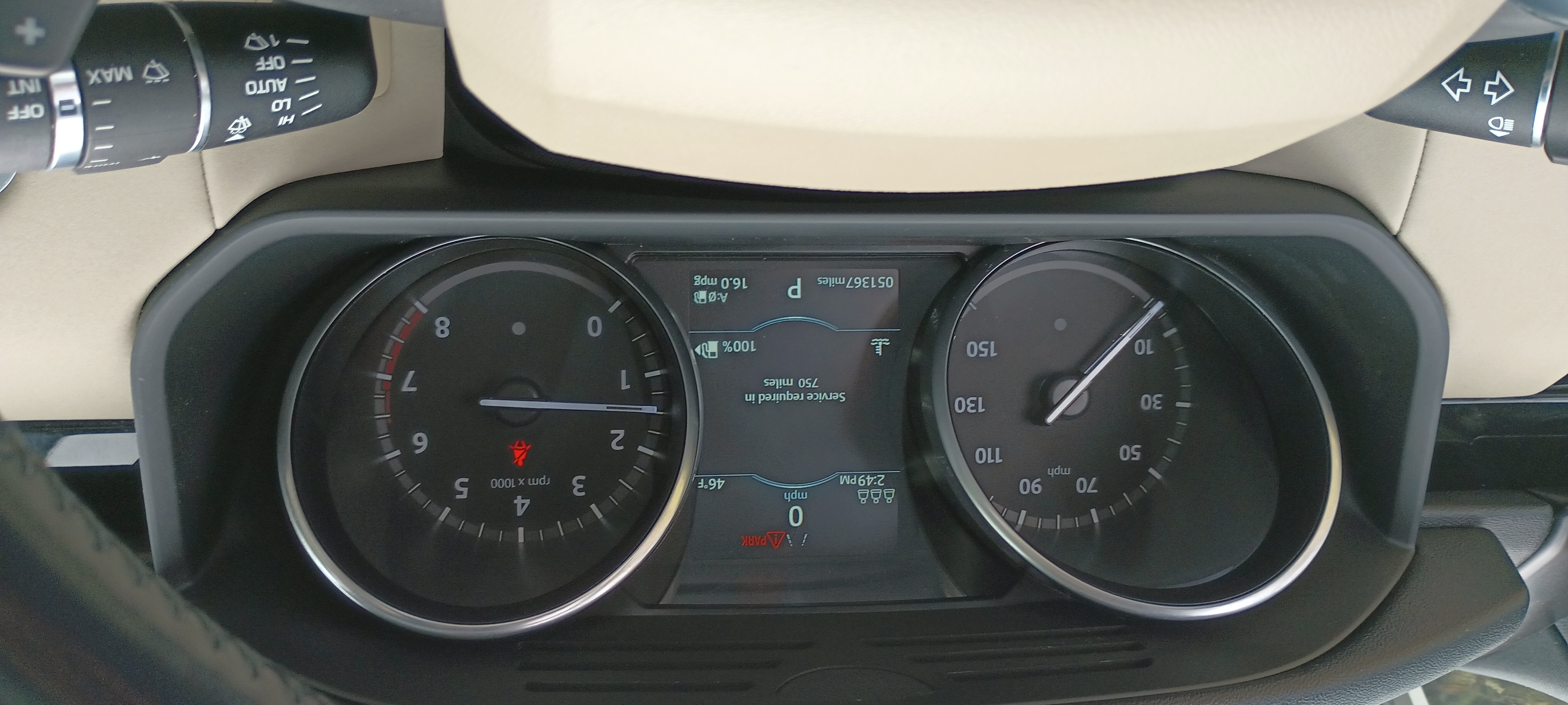 Used 2020 Land Rover Discovery SE AWD/4WD image 21