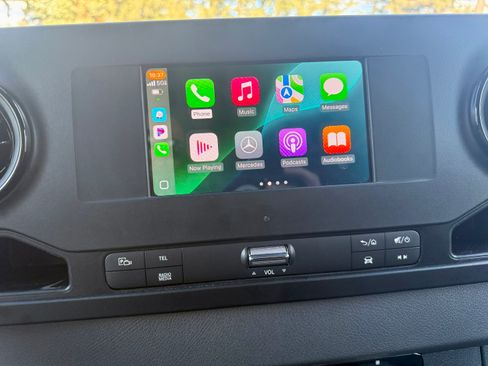 Used 2023 Mercedes-Benz Sprinter 2500 image 6