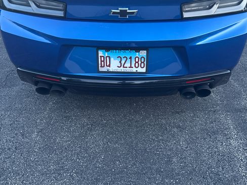 Used 2018 Chevrolet Camaro SS RWD image 10