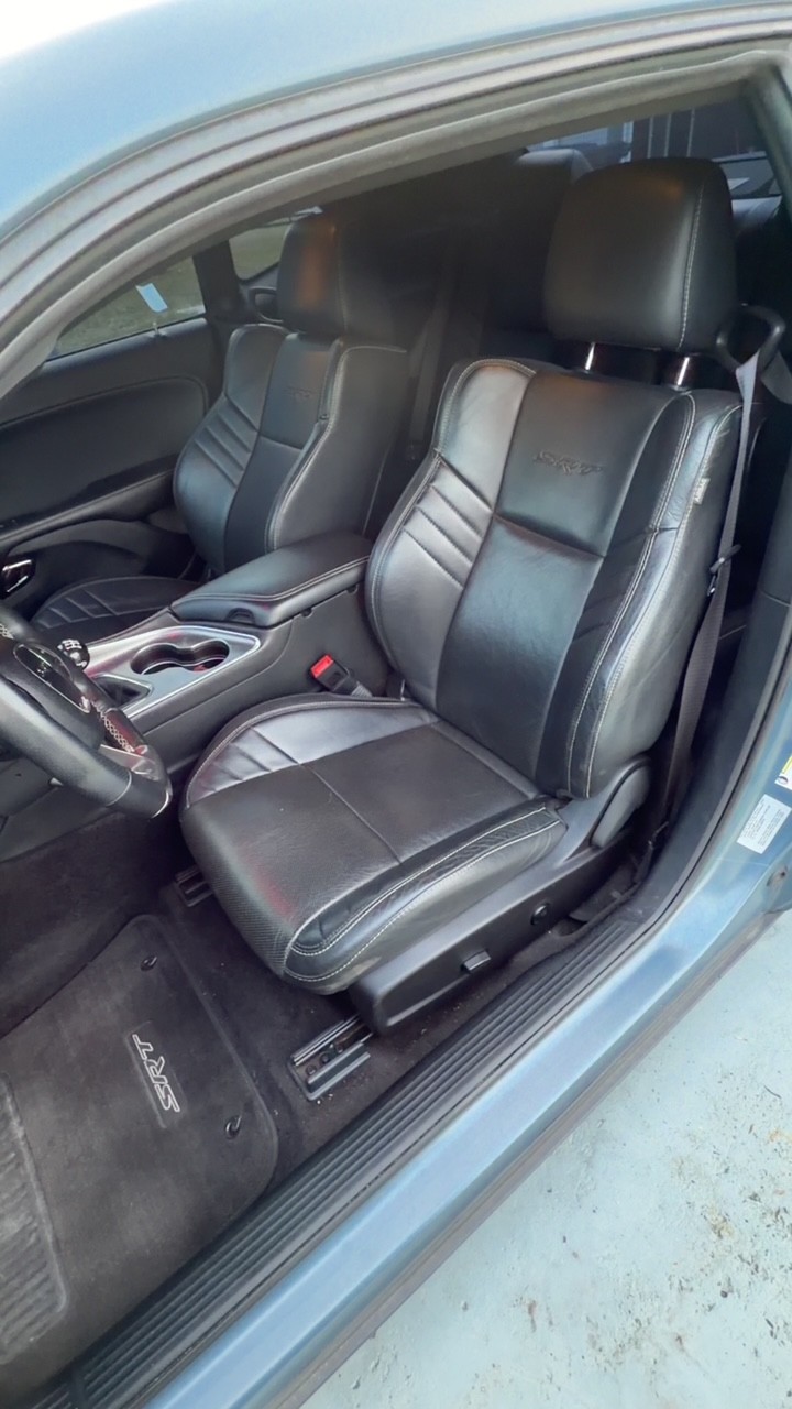 Used 2016 Dodge Challenger SRT Hellcat RWD image 6