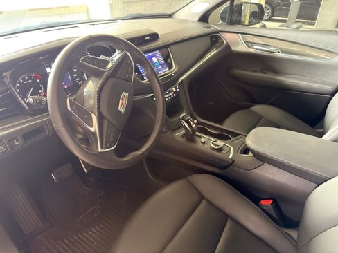 Used 2023 Cadillac XT5 Sportv AWD/4WD image 6