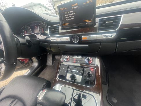 Used 2015 Audi A8 L 4.0T w/ Premium Package image 21