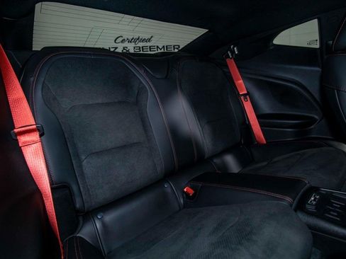 Used 2021 Chevrolet Camaro ZL1 RWD image 22