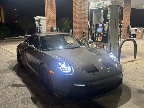 Used 2023 Porsche 911 GT3 image 18