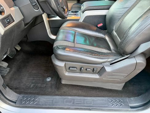 Used 2014 Ford F150 Raptor w/ Equipment Group 801A Luxury image 17