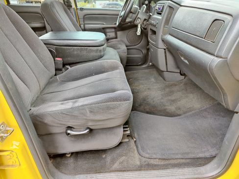 Used 2004 Dodge Ram 1500 Truck SLT w/ Sport Appearance Group image 18