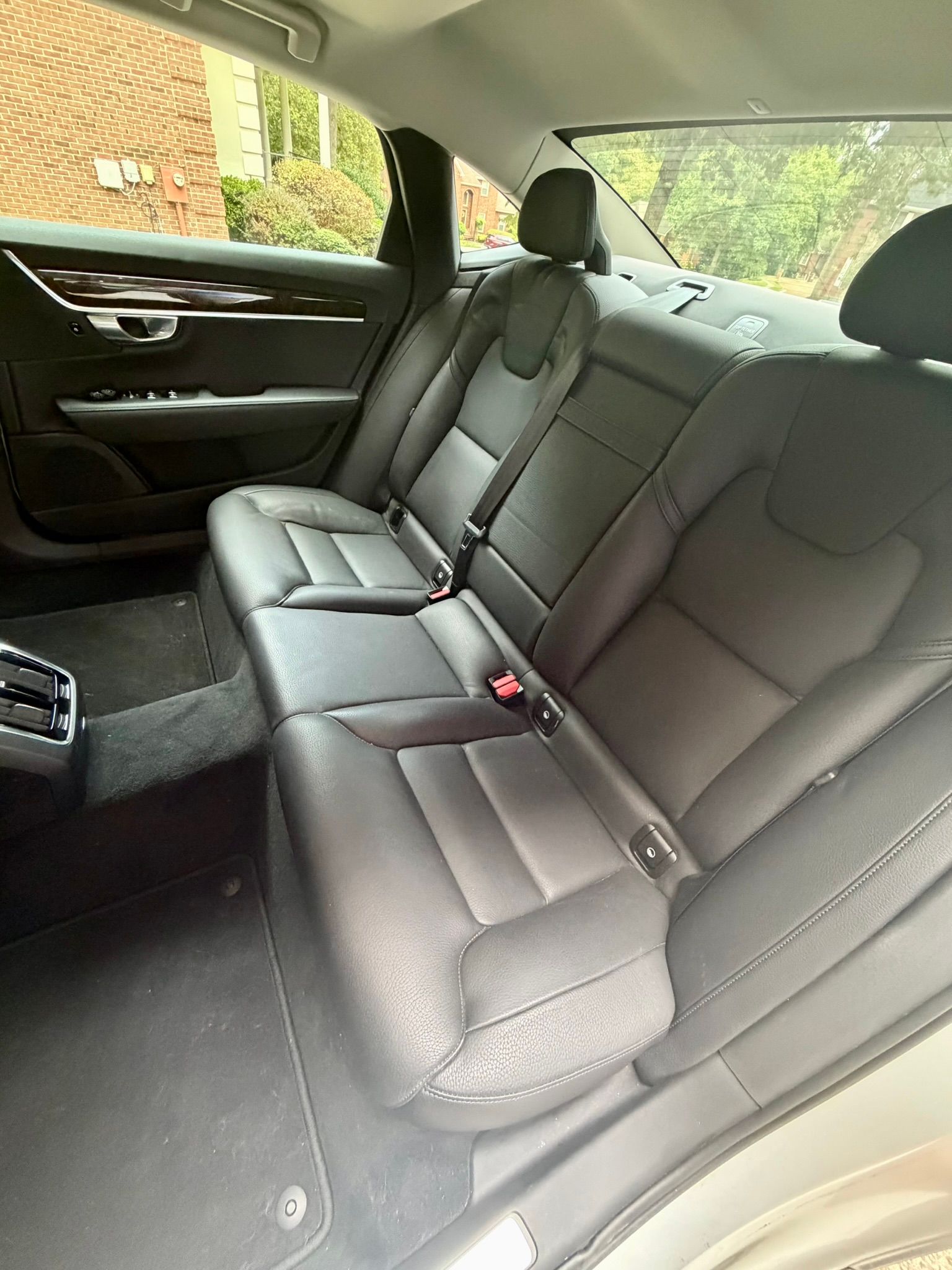 Used 2018 Volvo S90 T5 Momentum FWD image 26