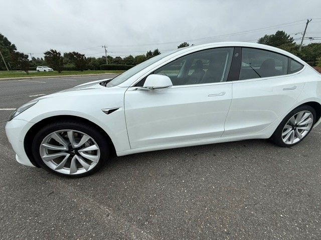 Used 2019 Tesla Model 3 Standard Range Plus RWD image 5