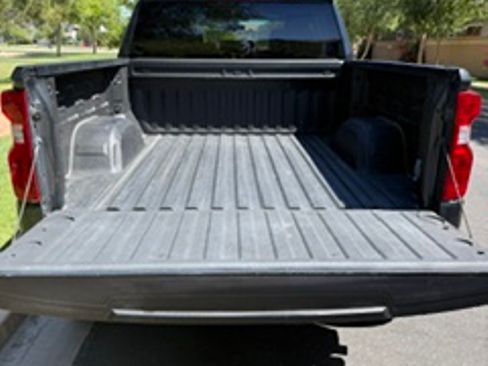 Used 2020 Chevrolet Silverado 1500 LT w/ Fleet Comfort Package AWD/4WD image 12