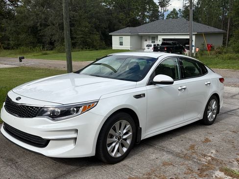 Used 2016 Kia Optima EX FWD image 1